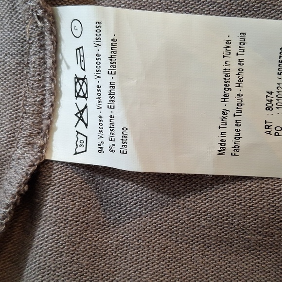 Elegant Taupe Sweater Duster - Picture 7 of 9